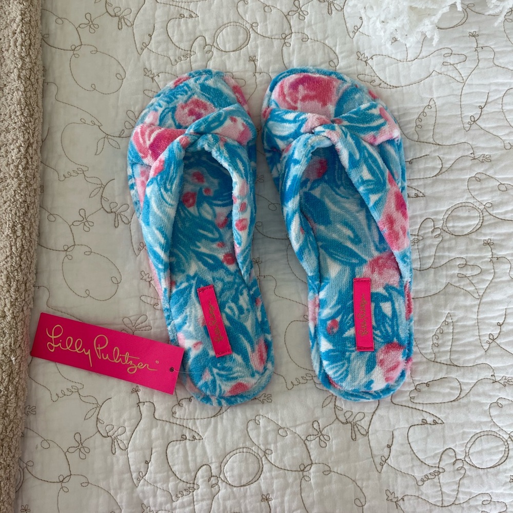 Lilly Pulitzer women’s slippers size 9-10